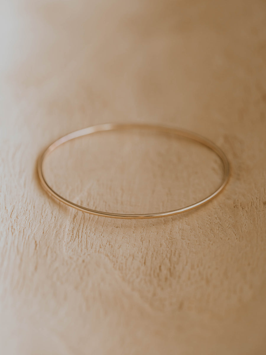 Gold Dainty Smooth Bangle – Every Day Collective Co.